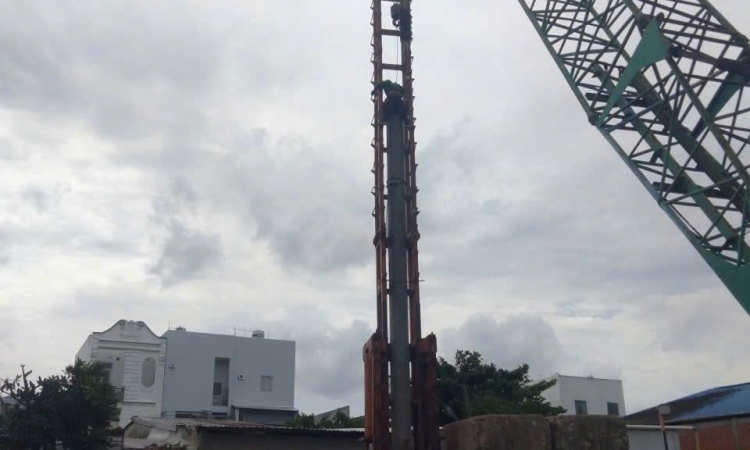 THIẾT BỊ THI CÔNG HIỆN ĐẠI YẾU TỐ QUAN TRỌNG ĐẢM BẢO TIẾN ĐỘ VÀ CHẤT LƯỢNG ÉP CỌC NGÀY 30/6/2026